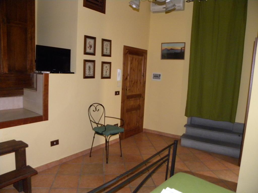 Case Vacanze Albamarina Lípara Quarto foto