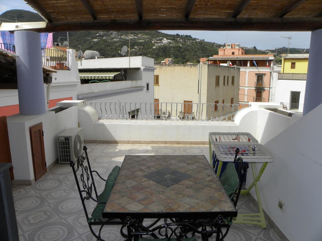 Case Vacanze Albamarina Lípara Quarto foto