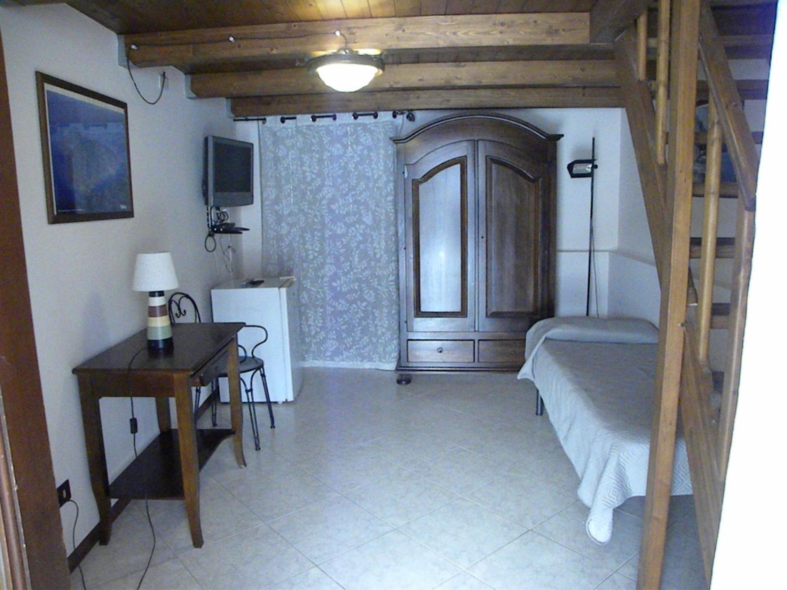 Case Vacanze Albamarina Lípara Exterior foto