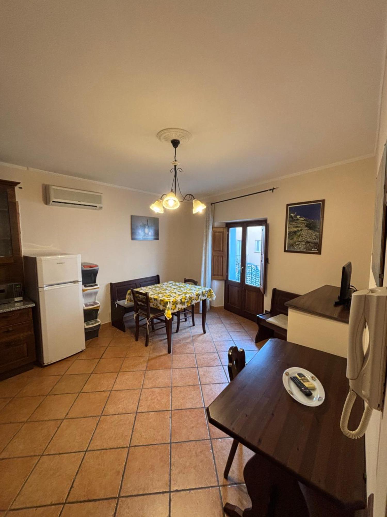 Case Vacanze Albamarina Lípara Exterior foto